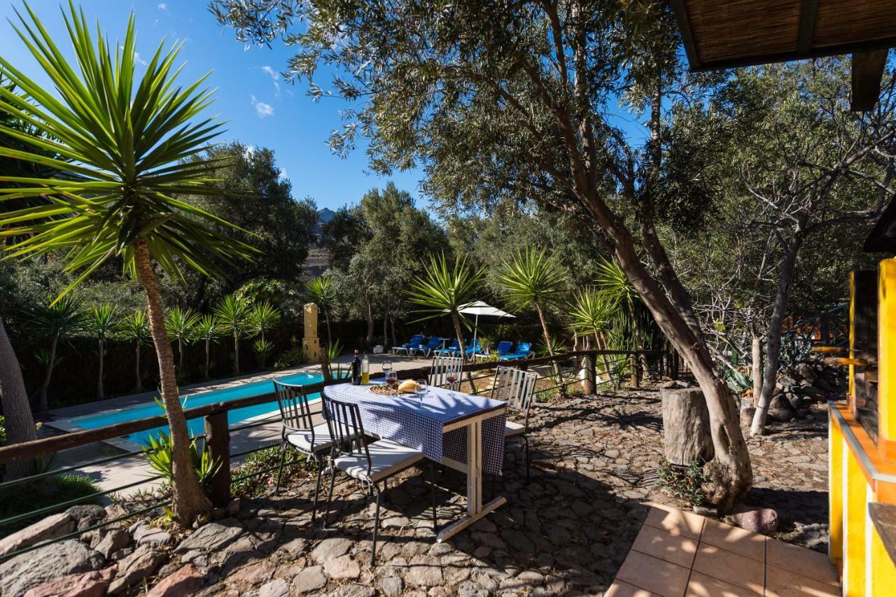 Bohemian Hideaway Finca - 2 Unique Houses With Shared Pool Santa Lucia 외부 사진