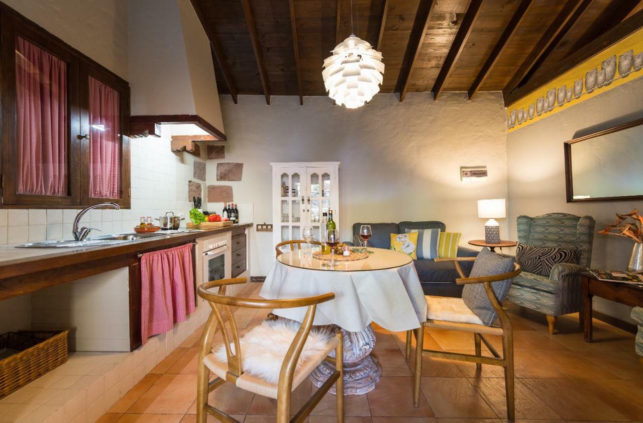 Bohemian Hideaway Finca - 2 Unique Houses With Shared Pool Santa Lucia 외부 사진
