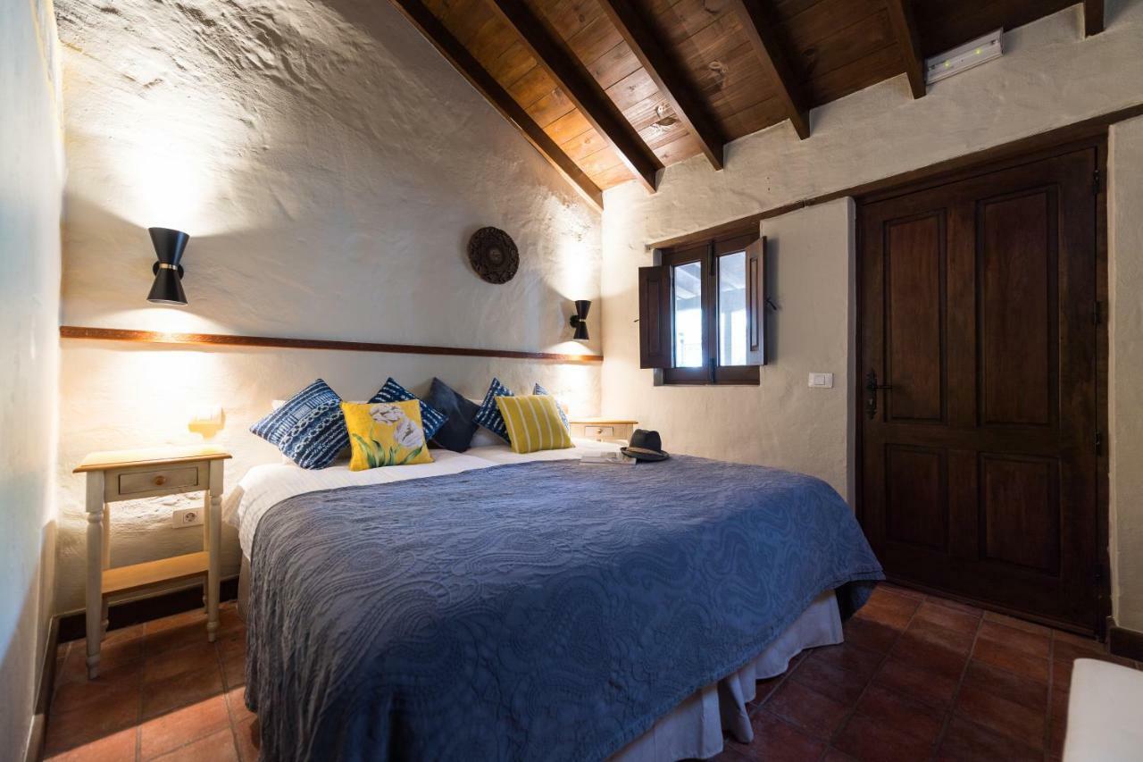 Bohemian Hideaway Finca - 2 Unique Houses With Shared Pool Santa Lucia 외부 사진